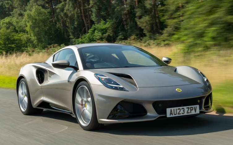 amg引擎421马力路特斯·艾米拉 入门小跑更实用