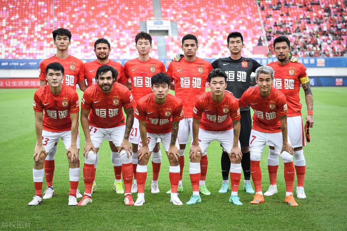 广州队大胜依然爆出1硬伤,球员逐个激活,新星登场未来可期