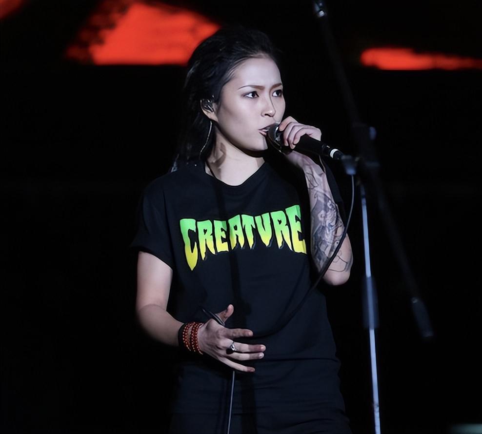 36岁汪峰战队学员张恒远去世,去年才与妻子结婚,儿子才一岁