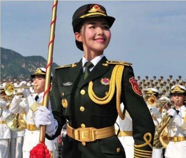 大阅兵最美女兵图片