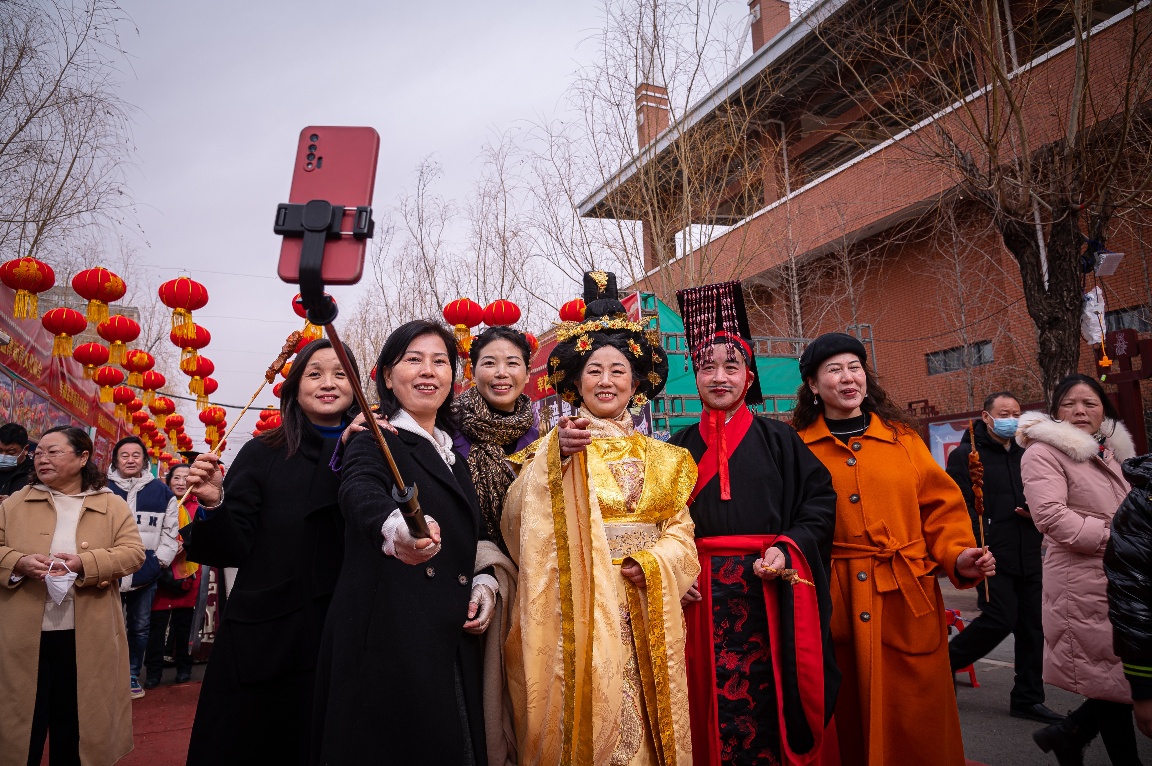 武则天,狄仁杰,刘秀,班超,9位历史名人穿越千年聚孟津