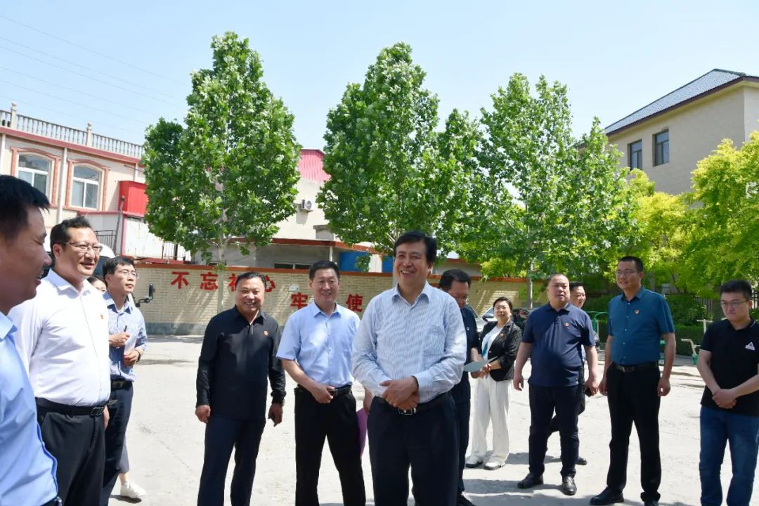 邢台市人大常委会主任魏吉平调研沙河玻璃文化馆|宽创文化馆设计