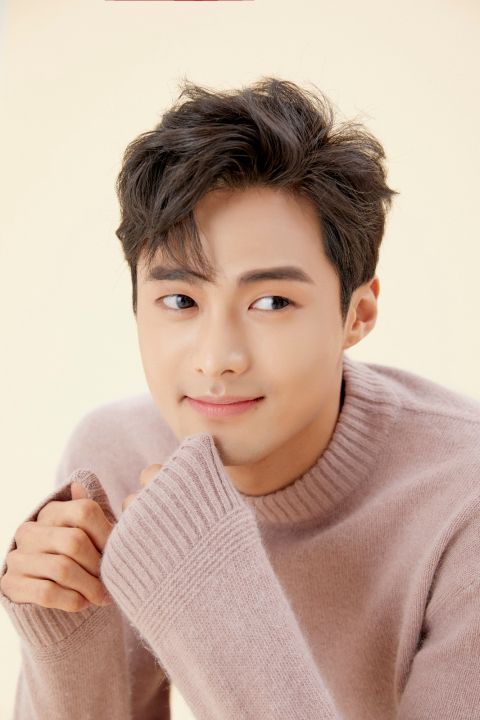 永圣佑将拍李承焕新曲mv与noze搭档演绎情感漩涡