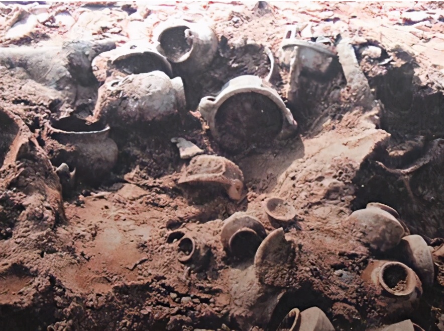 石家庄发现大型古墓,发掘出17座商代墓葬