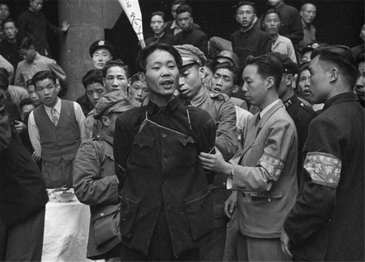 卢志英:潜伏敌营22年,1947年被属下出卖,暴露身份后被活埋