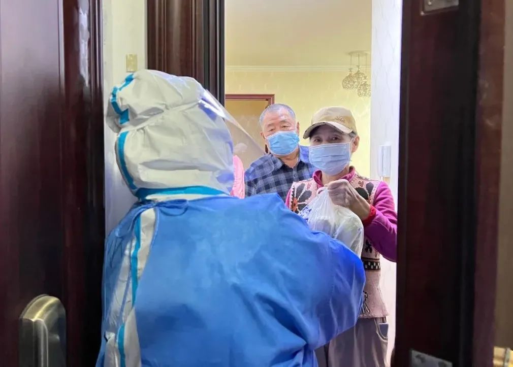 "暖心橙"服务到家,居家观察更安心