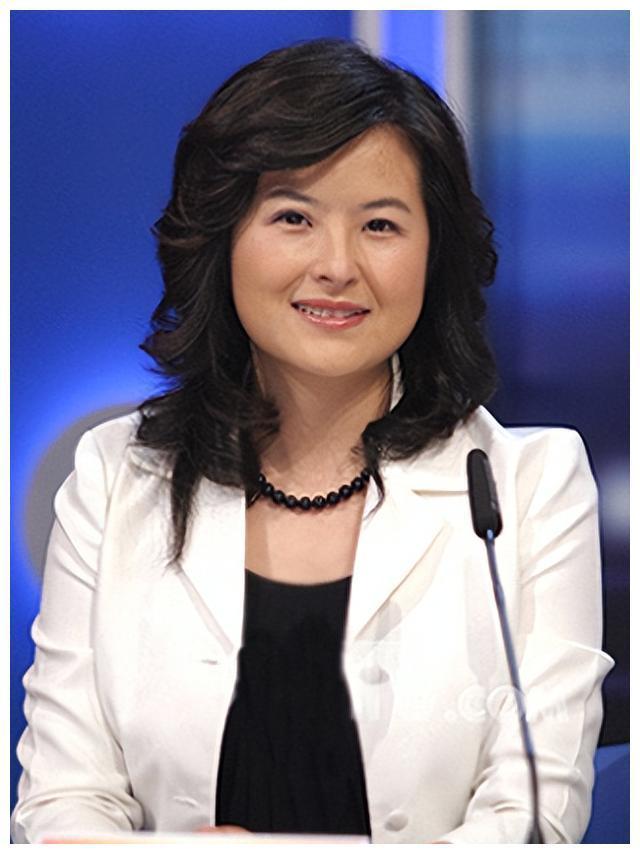 张泉灵因咳血结束主持生涯,转身就把147万积蓄转给上海二混子