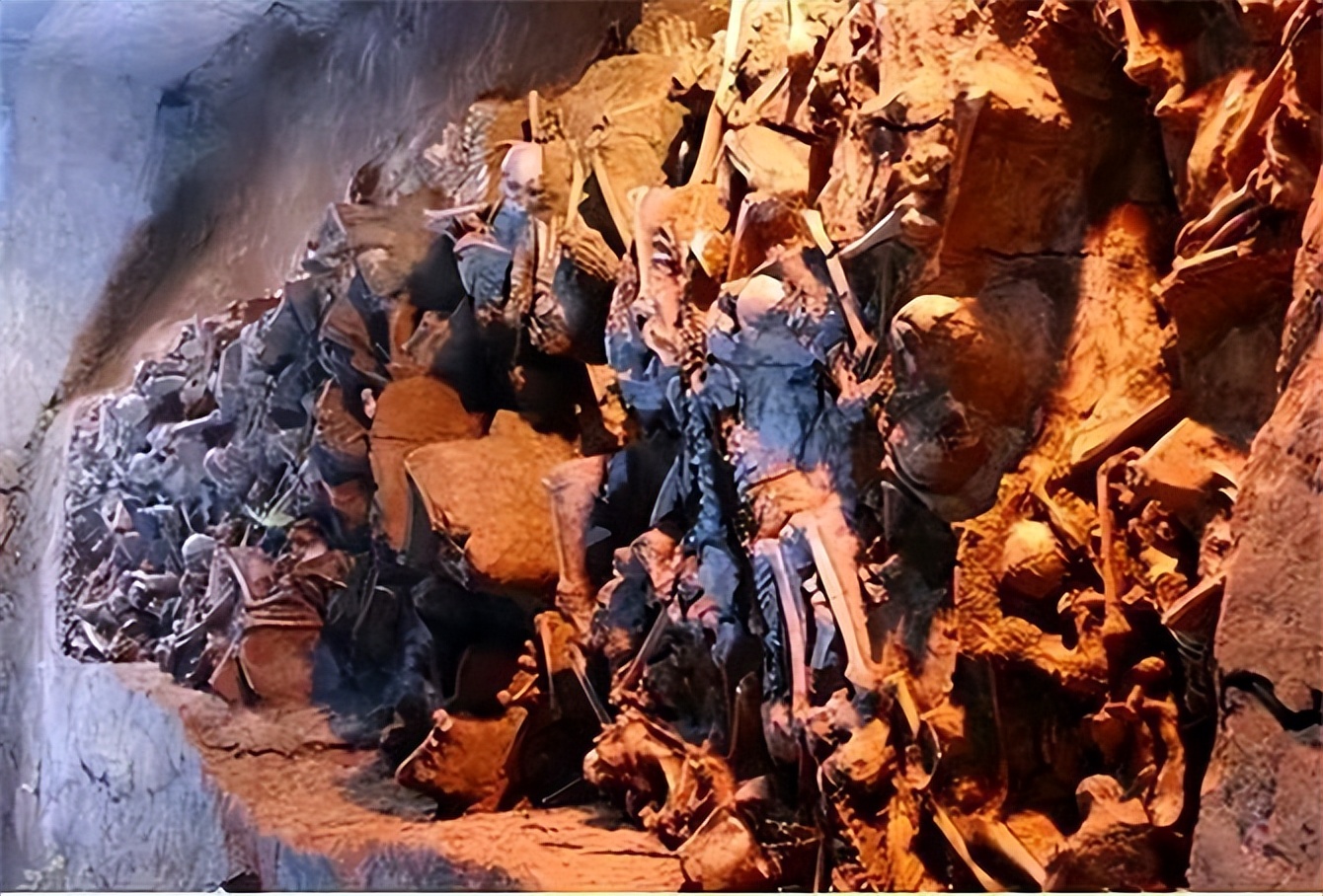 白起坑杀40万赵军?95年考古人员挖开坑杀遗址,揭开历史真相