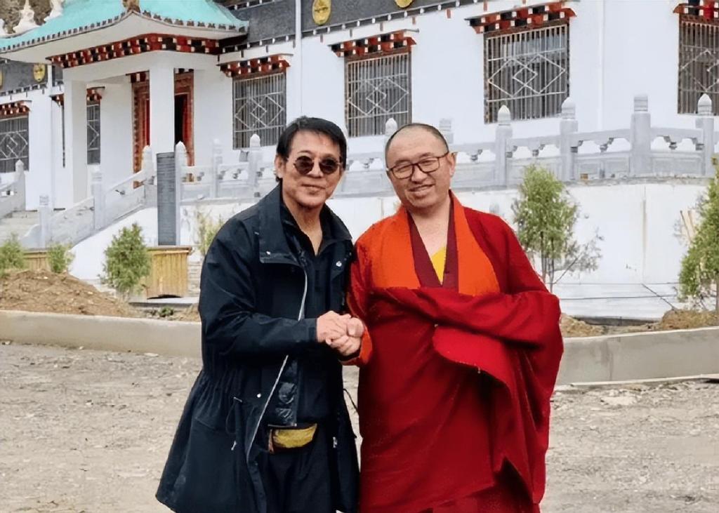 回顾利智:丈夫是李连杰,女儿考进哈佛大学,令人羡慕的她为啥常哭