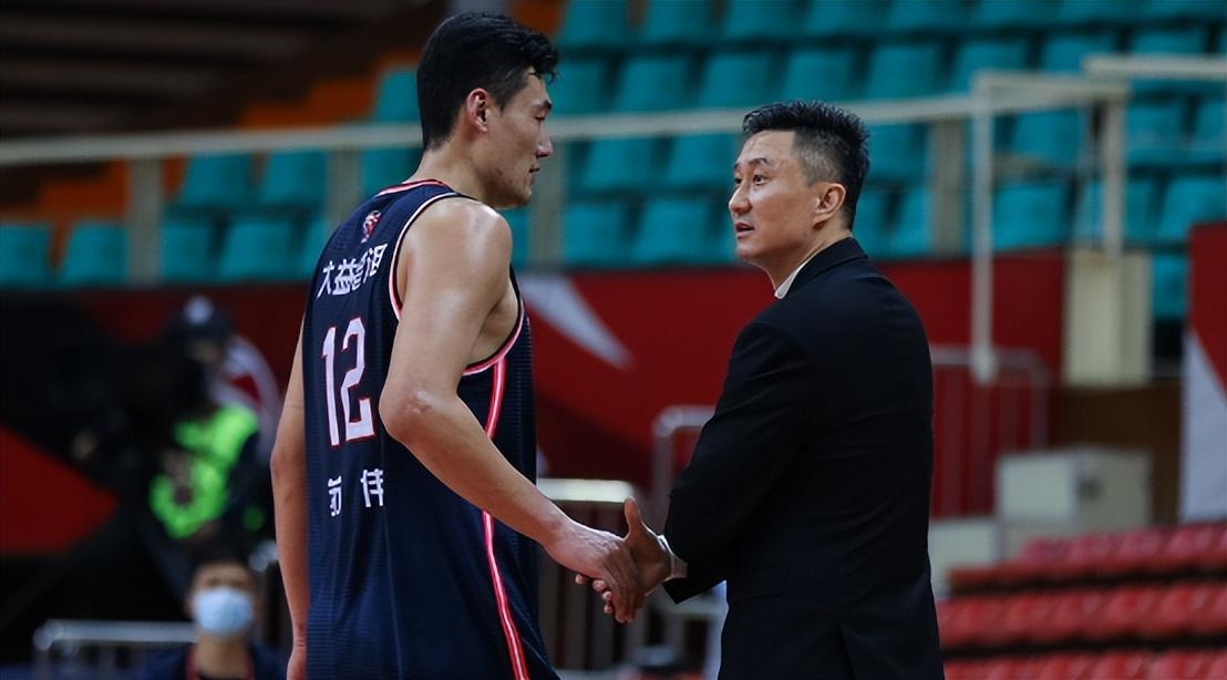 徐昕徐杰双剑合璧广东遭遇尴尬24分大败杜锋束手无策