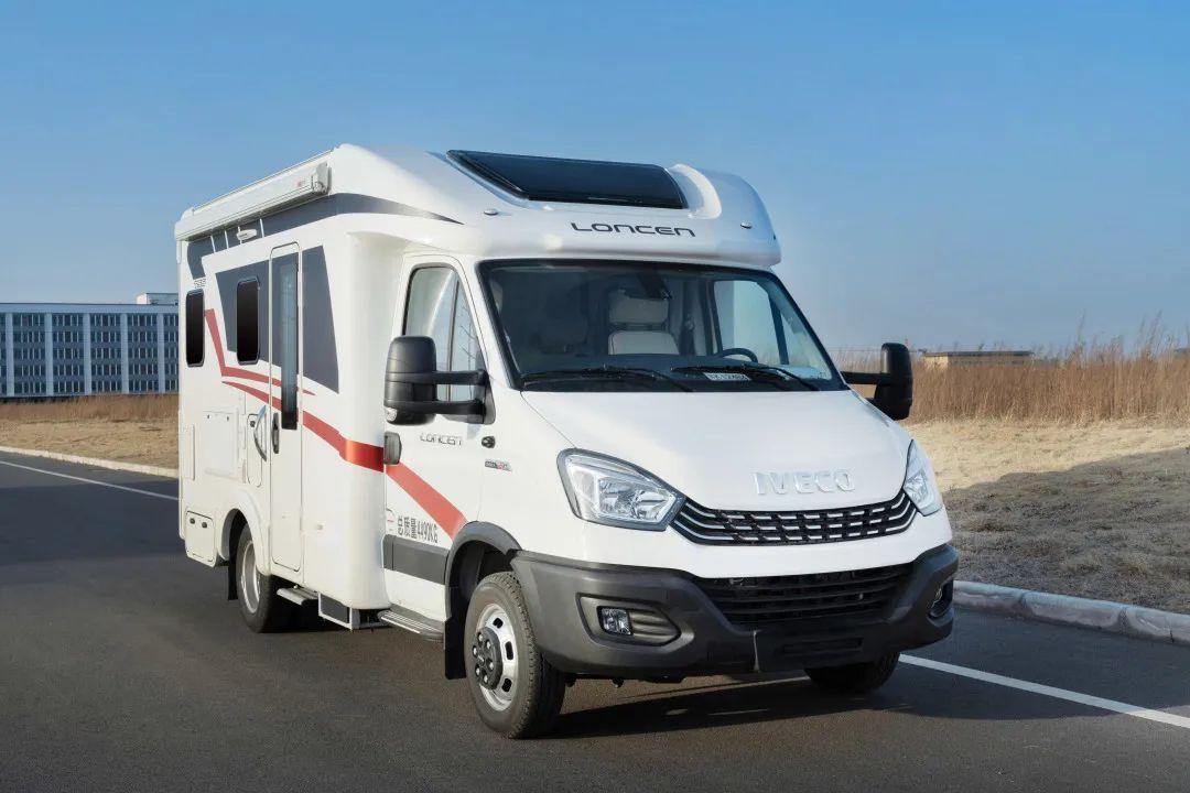 朗宸房车t55轻巧灵动车身高端内饰设计小家庭品质旅居之选