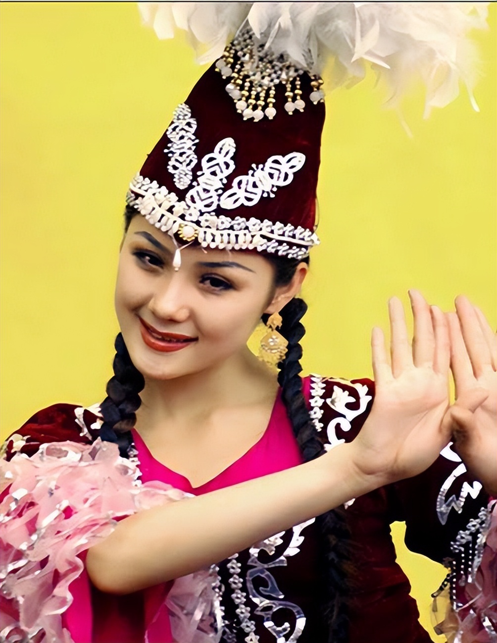 新疆姑娘不能和汉族男子通婚,是真的吗?听听当地人怎么说