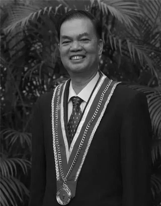 沉痛哀悼!国宝级粤菜大师,粤菜泰斗黄振华大师离世,享年78岁