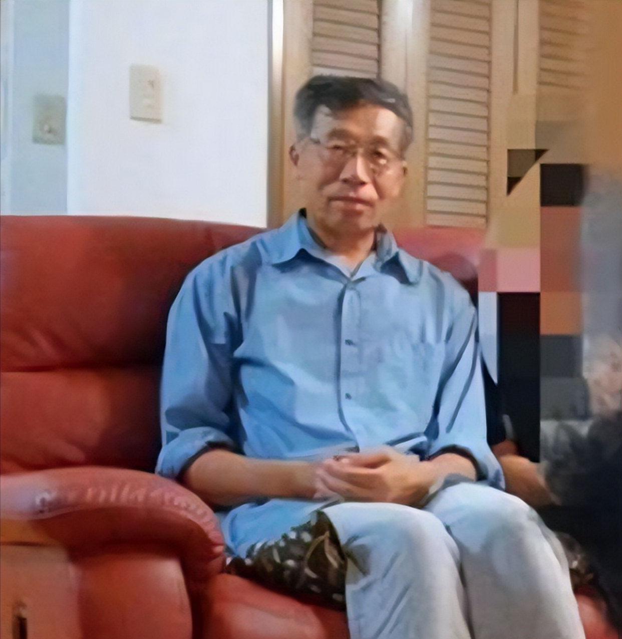 当代"汉奸"袁克勤:身为知名教授,打着交流的旗号回国收集情报