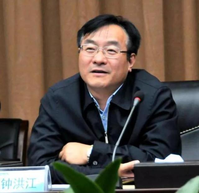 卸任西安高新区党工委书记后钟洪江拟任汉中市委副书记为市长人选