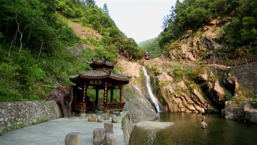 今天我要带大家去一个美丽的地方,那就是开化九溪龙门景区.