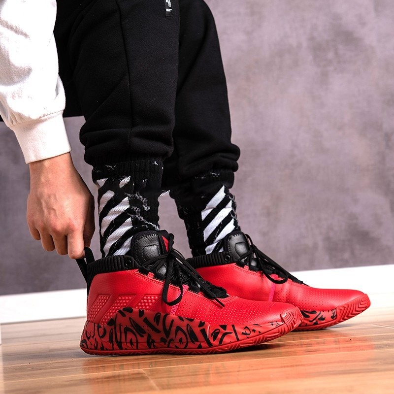 利拉德5迷彩开箱测评 利拉德5偏码吗