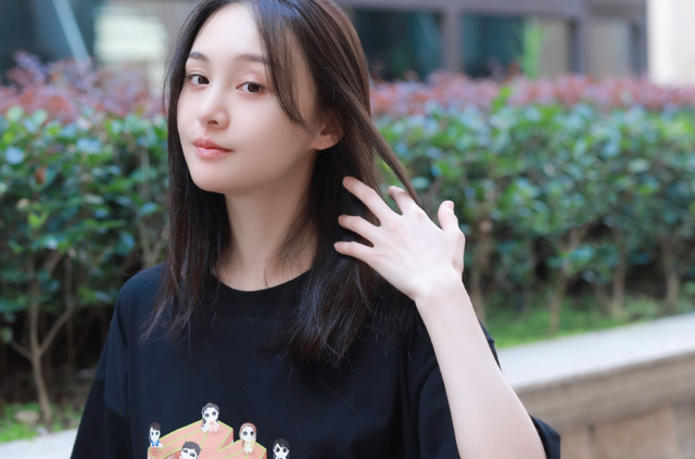 继装修风波后,郑爽又掀起话题,坦言早已放弃人设!