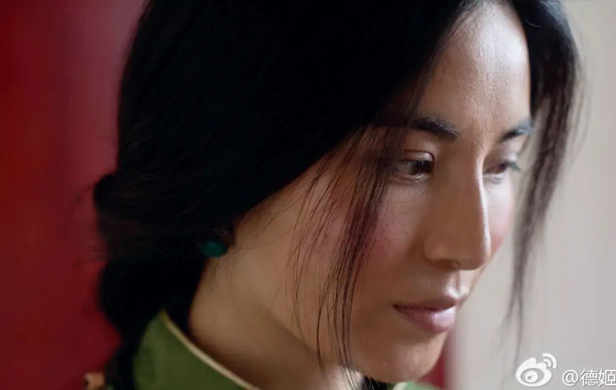 《父亲的草原母亲的河》德姬:康洪雷钦定女主角也是首位藏族影后