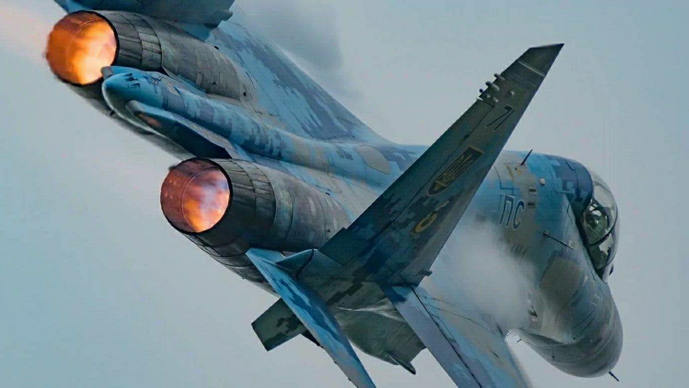 1987年出场即王炸!"侧卫"苏-27战斗机,成就"巴伦支海手术刀"