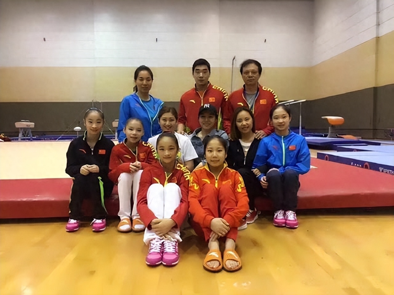 回顾95后体操女将商春松百万奖金给哥哥买房如今退役后读大学