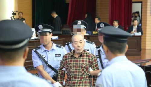 "神医"胡万林:一锅药万人喝致数百人身亡,登门求医者络绎不绝