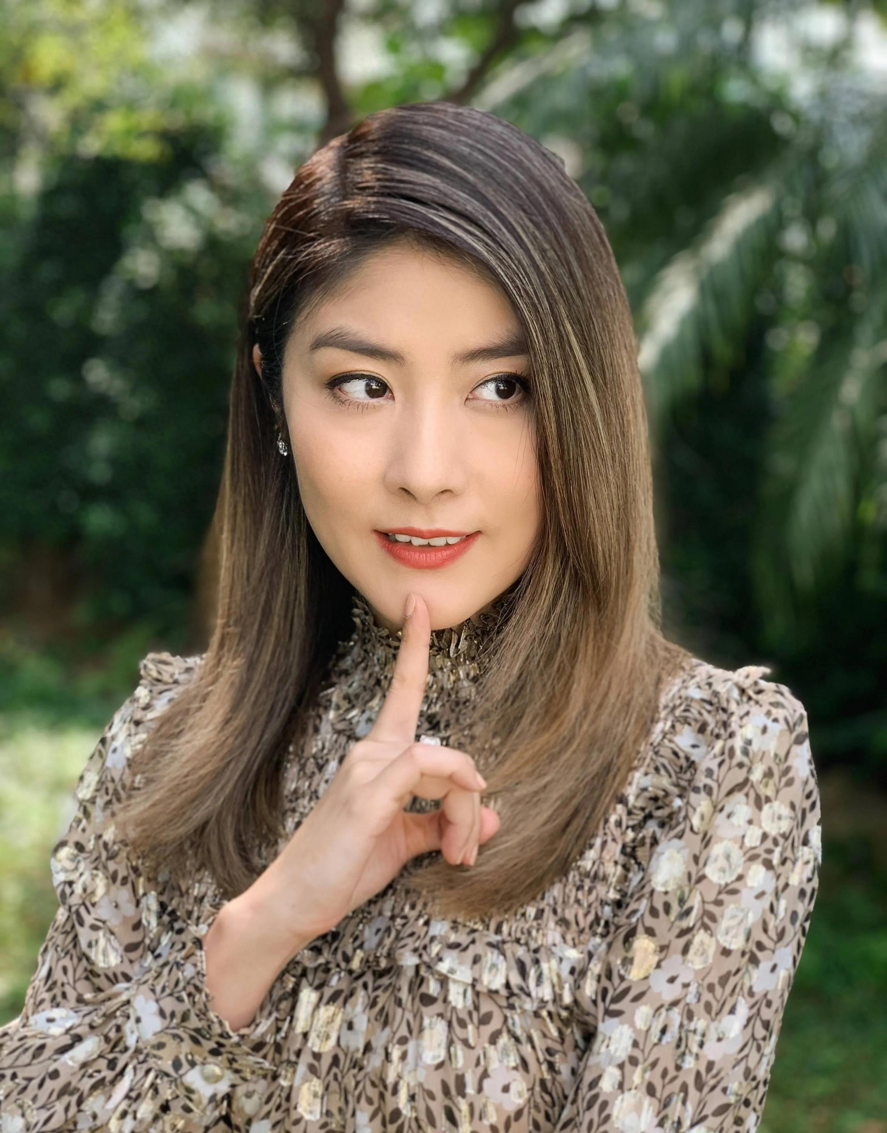 陈慧琳:出道25年零绯闻,嫁给初恋痛失双胞胎,41岁如愿生下二胎