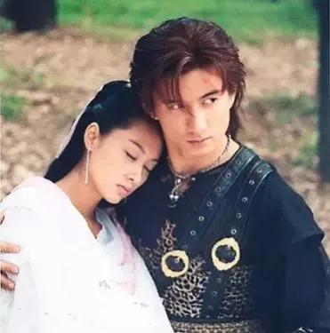 萧十一郎黑化不靠眼线于波饰演的连城璧一念成魔可恨可悲