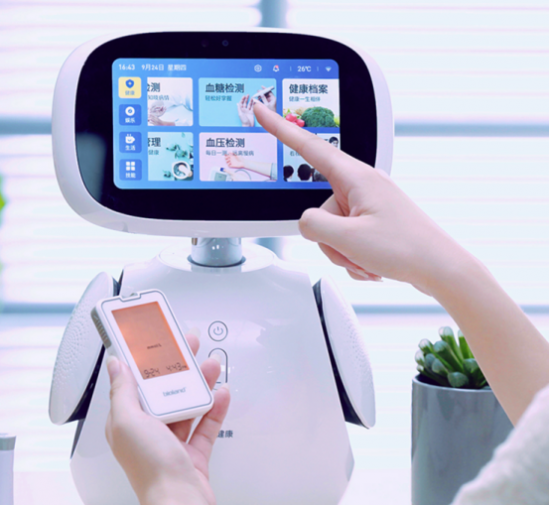 小康助手好用吗?健康机器人应该是这个样子的