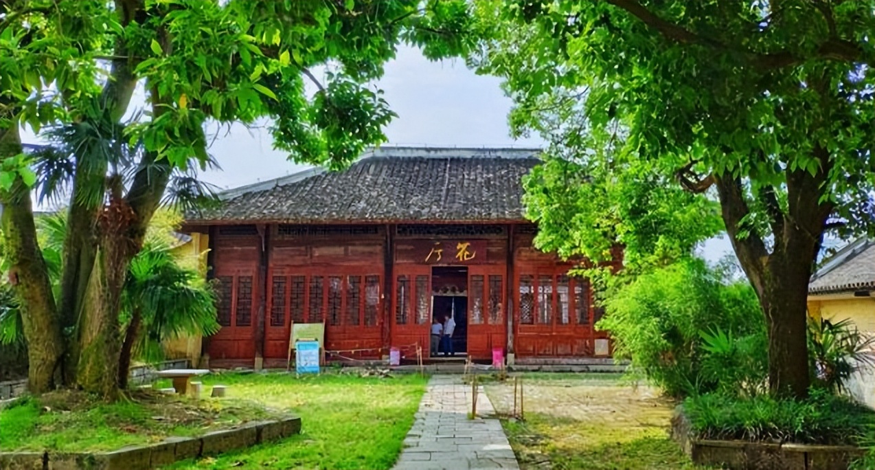 人文兴义贵州最大的军阀私家庄园