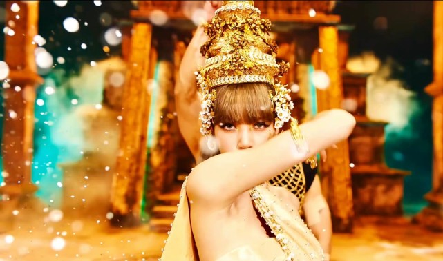 lisa新歌破吉尼斯纪录,打破泰勒斯威夫特纪录,不愧是国际女团