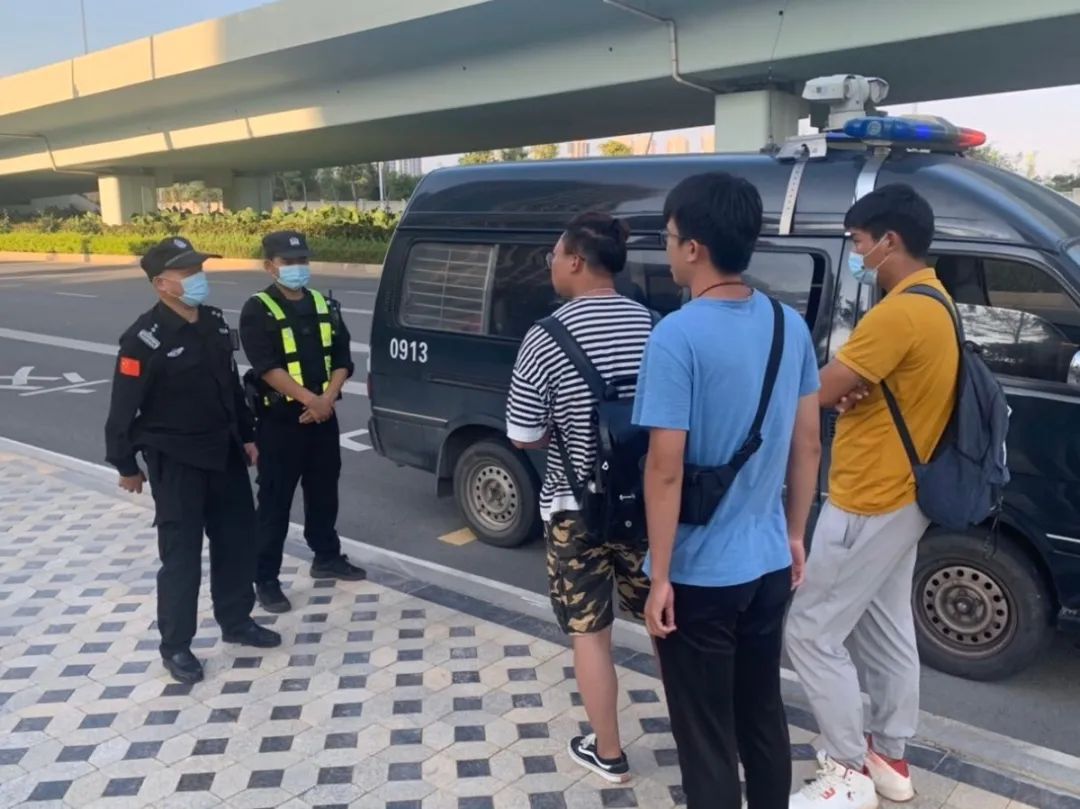 56岁民警曾仁:忠诚一生不服老,勤务一线勇担当!