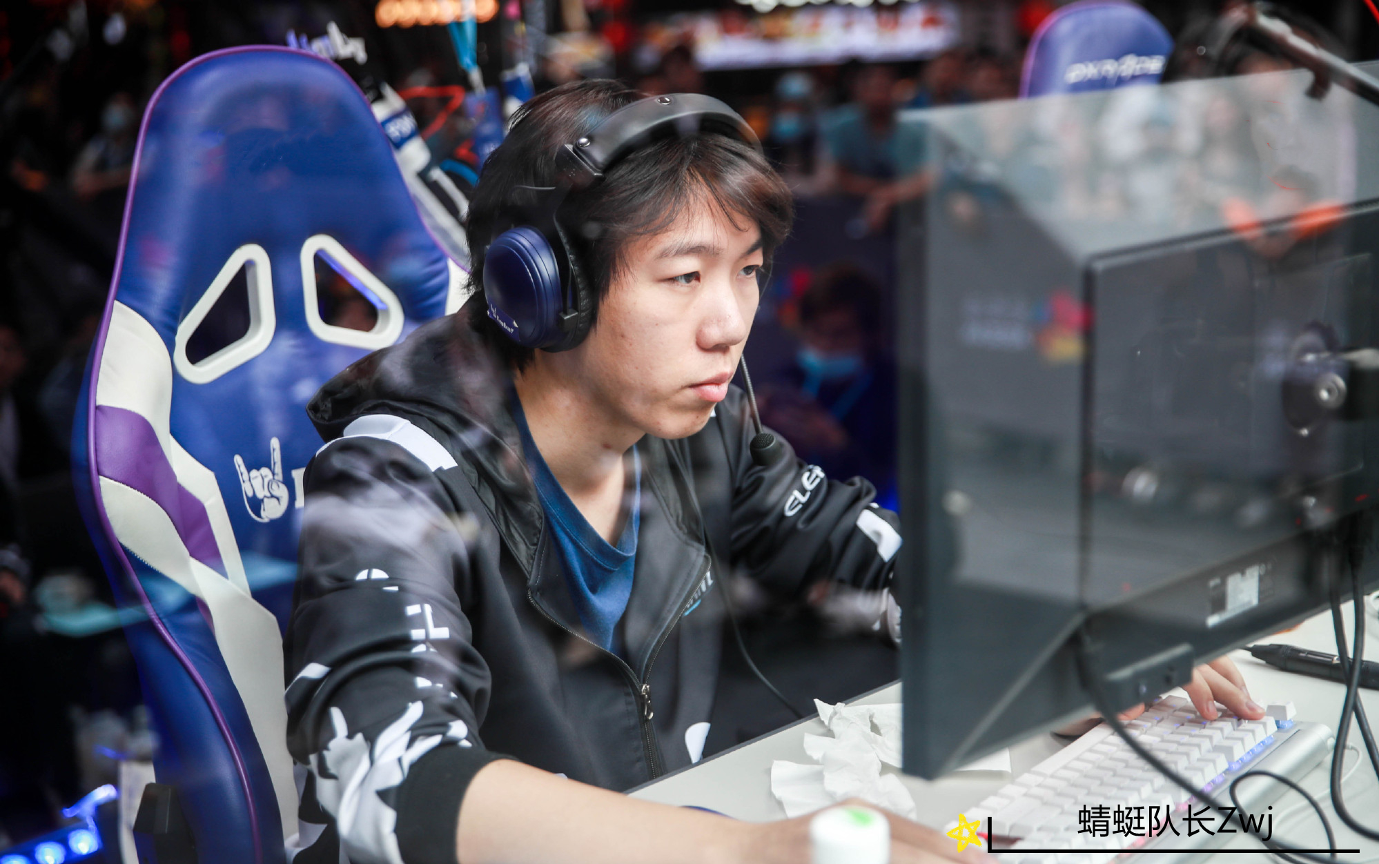 dota2:小象战队神功大成了?训练赛无敌后,全体成员疯狂单排