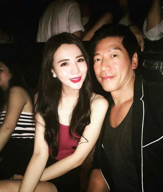 58岁张耀扬越老越面善,曾动不动掀桌子的"乌鸦哥,回归生活!