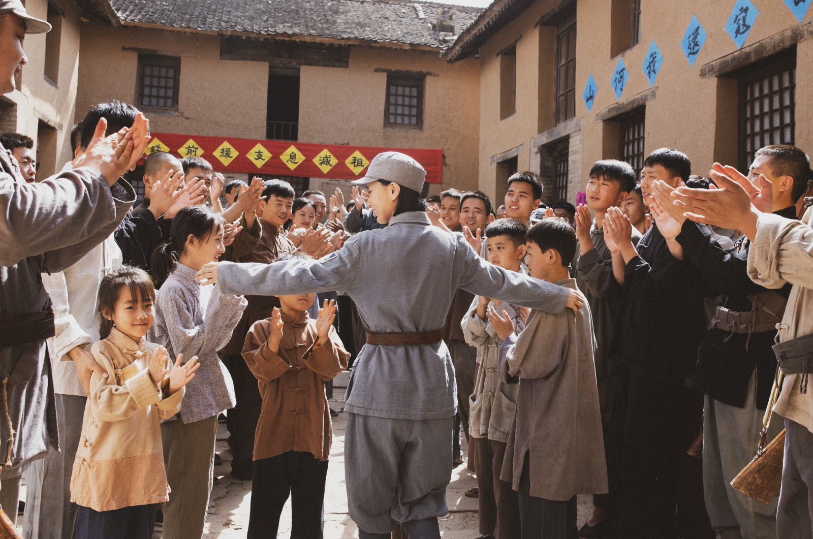 由景辰影视出品的电影《红光》入围第14届澳门国际电影节