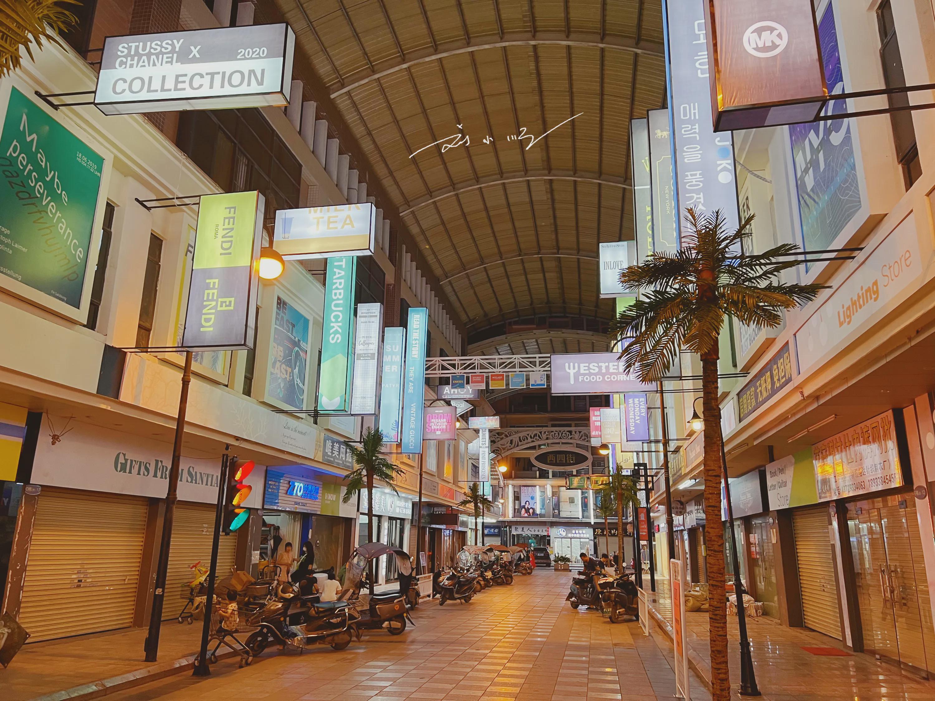 游客实拍"中国·普宁国际商品城",人气很旺,夜景还很惊艳哦!