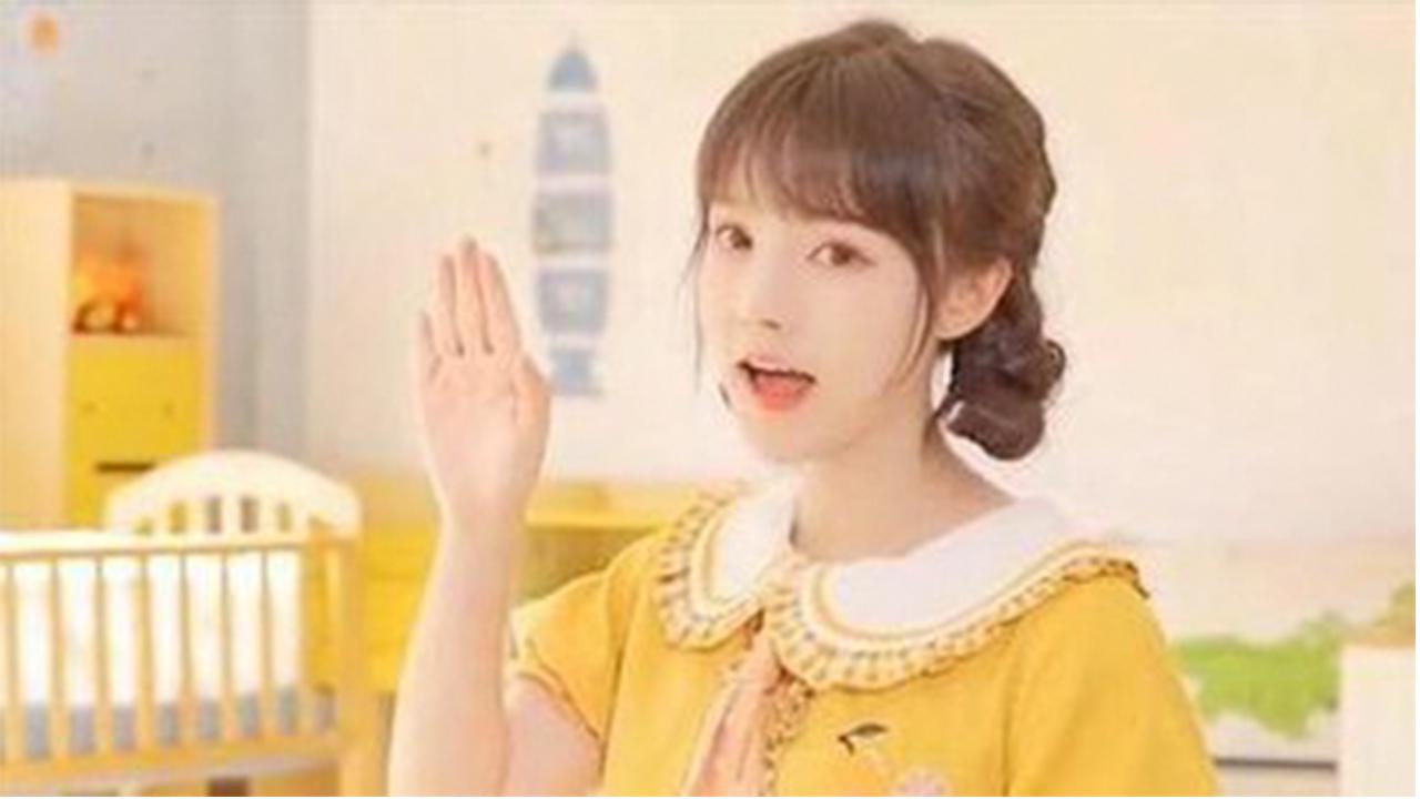 麦小兜vs饭思思,同是天生娃娃音,为何她唱要更迷人?