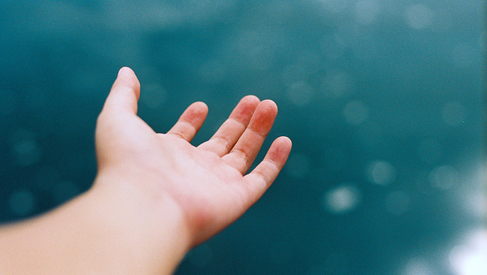 走出来,去触摸远方的幸福