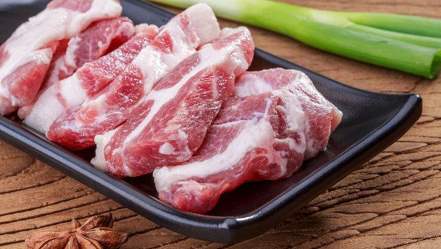 梅肉和五花肉对比