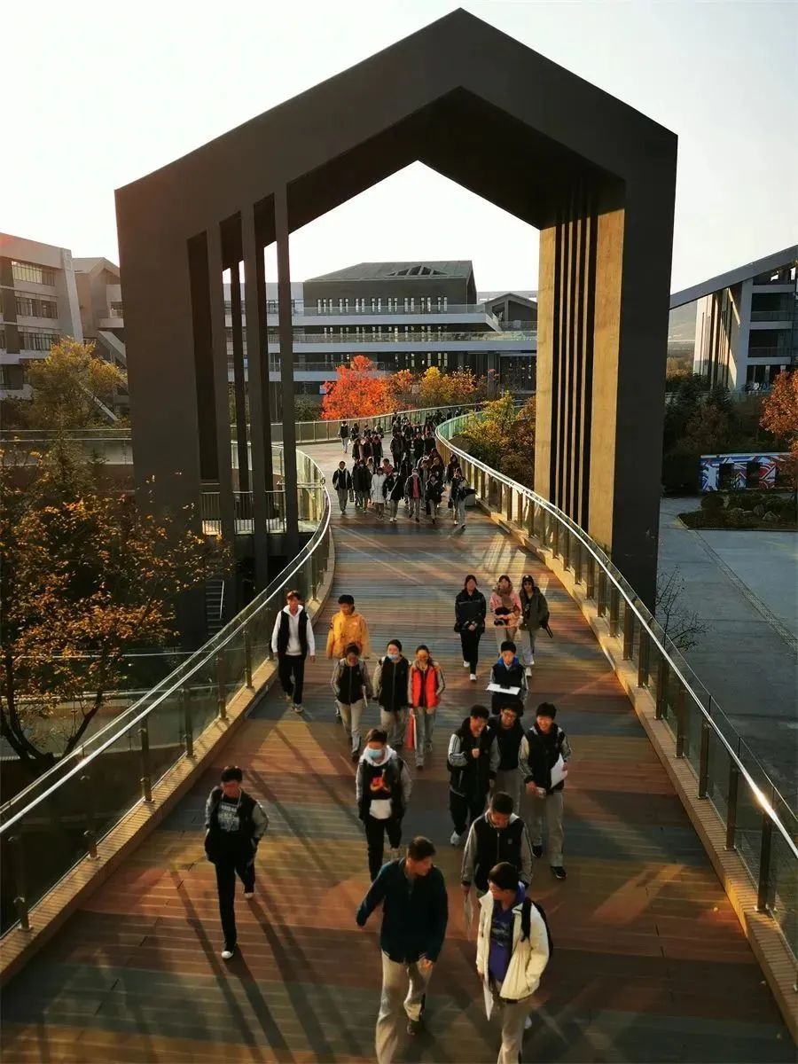遇见·六中|山东省青岛第六中学绚烂夺目,只待你入画!