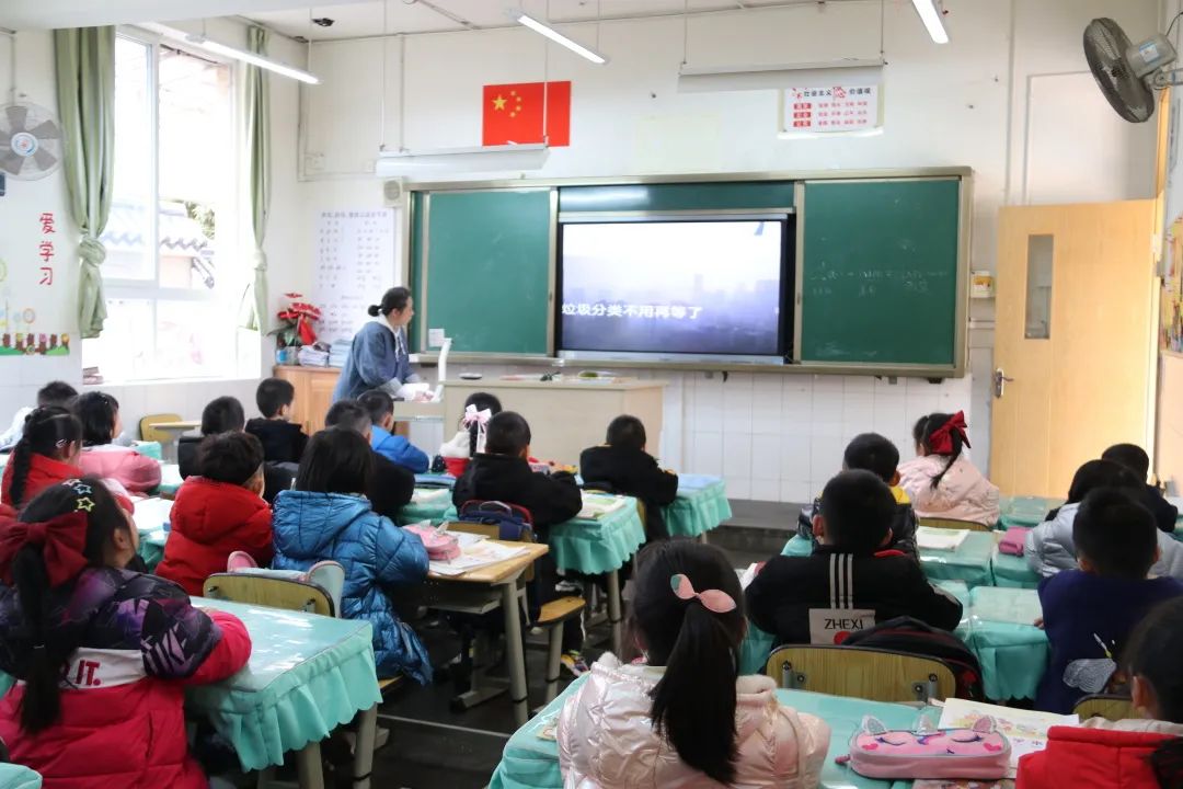 西体路小学图片