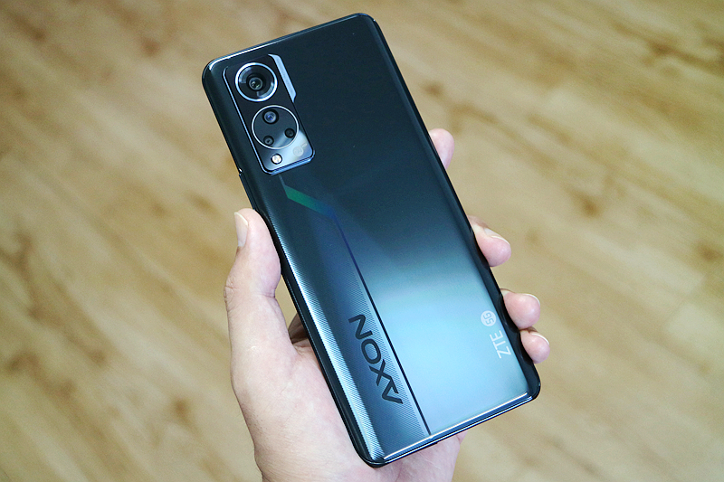 中兴axon 30 5g评测:屏下前摄2.0并非噱头 无死角的诚意才是关键