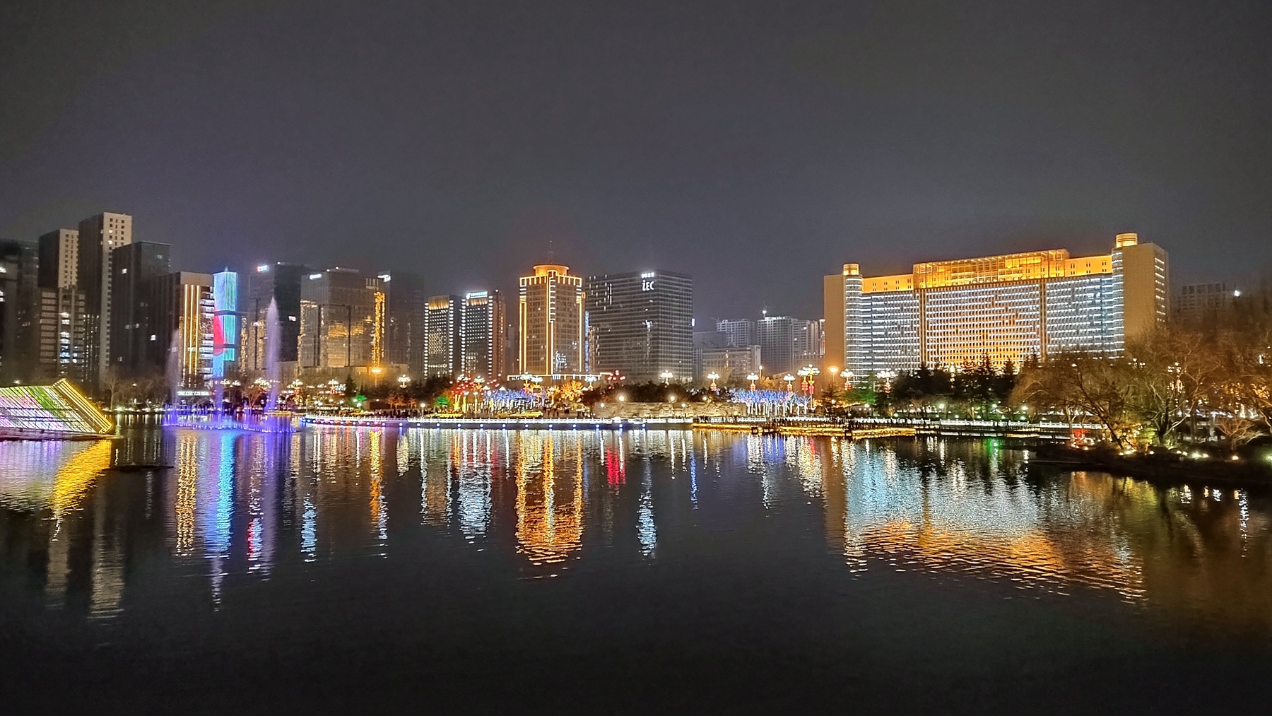 临沂夜景哪里好看图片