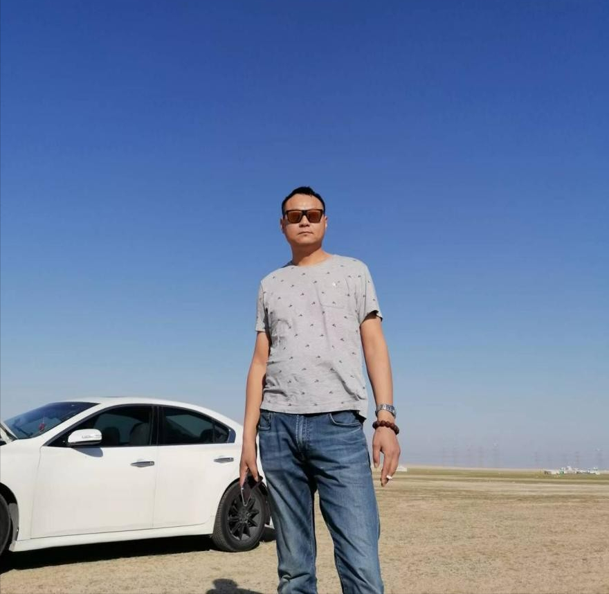 我70后河南人,科威特打工,月薪20000变2000,没钱回家绝处逢生