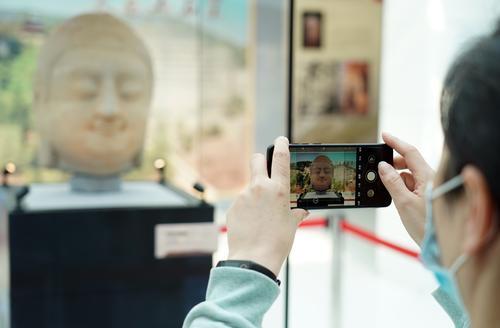 亮相春晚的佛首在北京魯迅博物館展出,傳奇國寶漂泊海外近百年