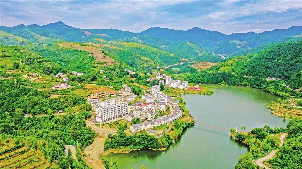 绿盈山川富满乡——安康市汉滨区关家镇奋力开创乡村振兴新局面