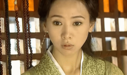 24岁演风月片成名,嫁豪门后淡出幕前,今自曝夫管严,常被骂猪头