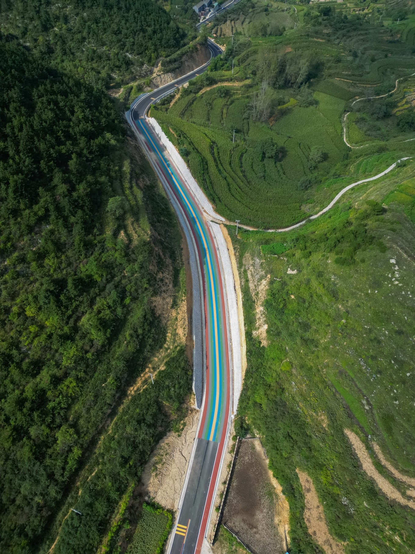 山西太行一号公路,最美的风景在路上
