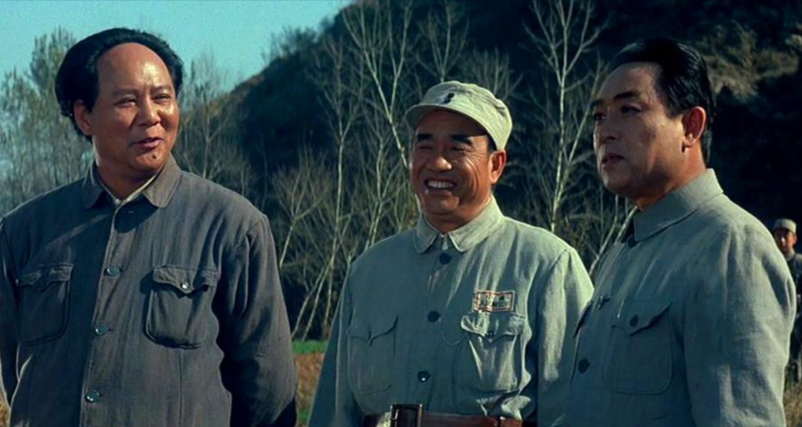 看了古月演的电影,84年李敏特意邀请古月:您12月26日来我家做客