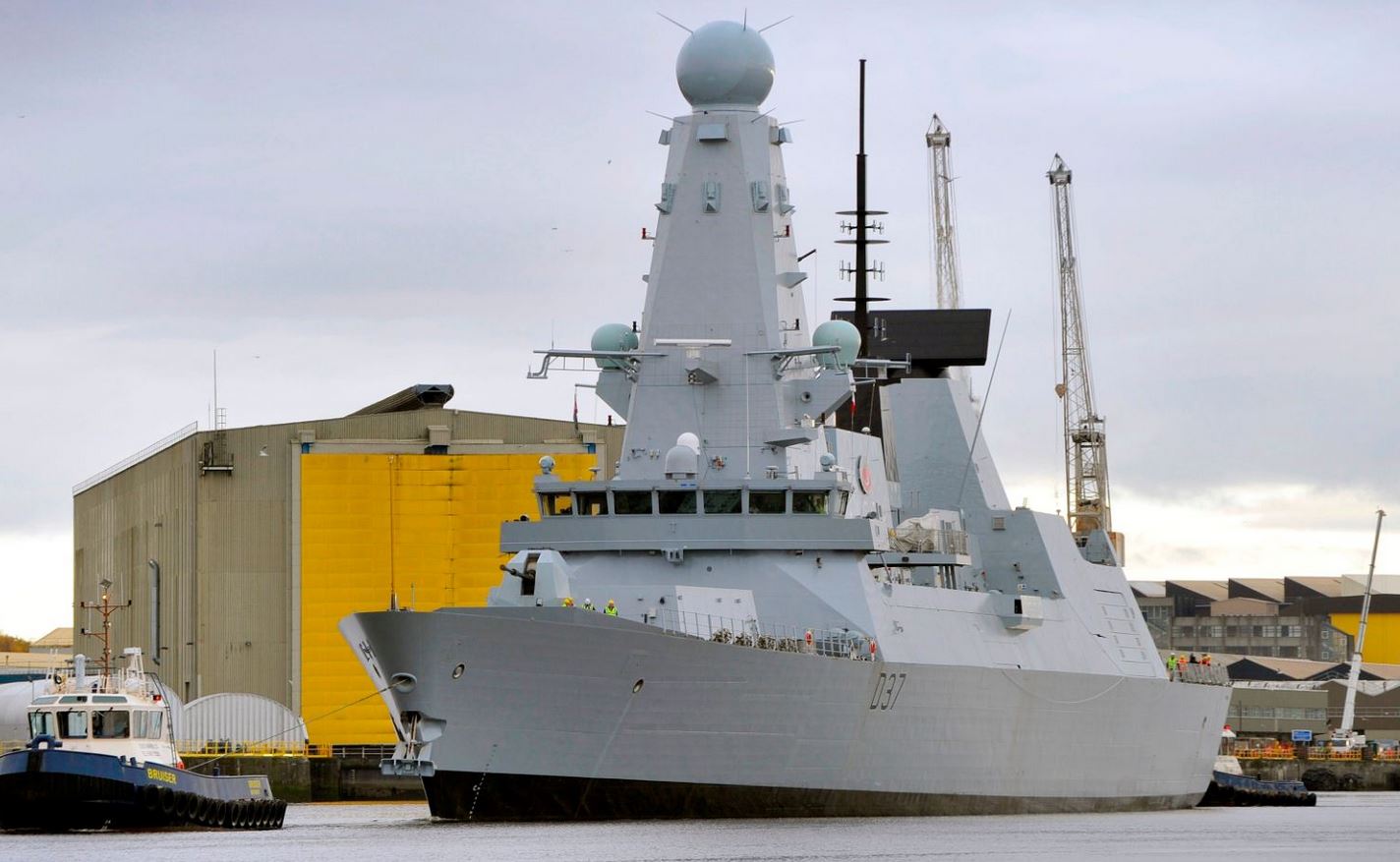 世界上现役最新锐的驱逐舰之一,英国皇家海军45型驱逐舰